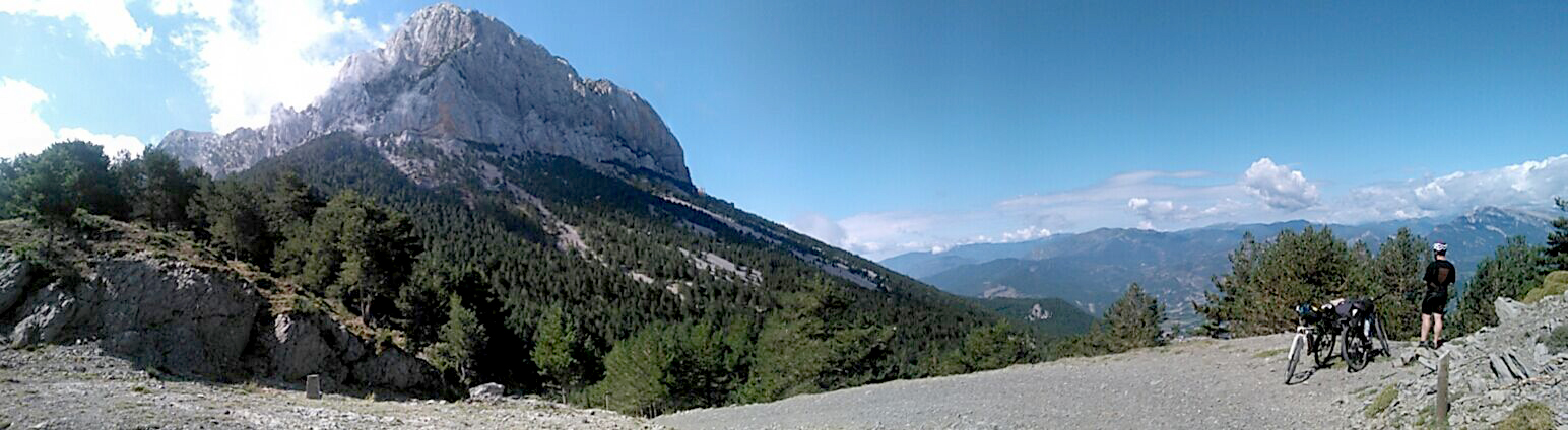 Transpirenaica, Piedra de Toque