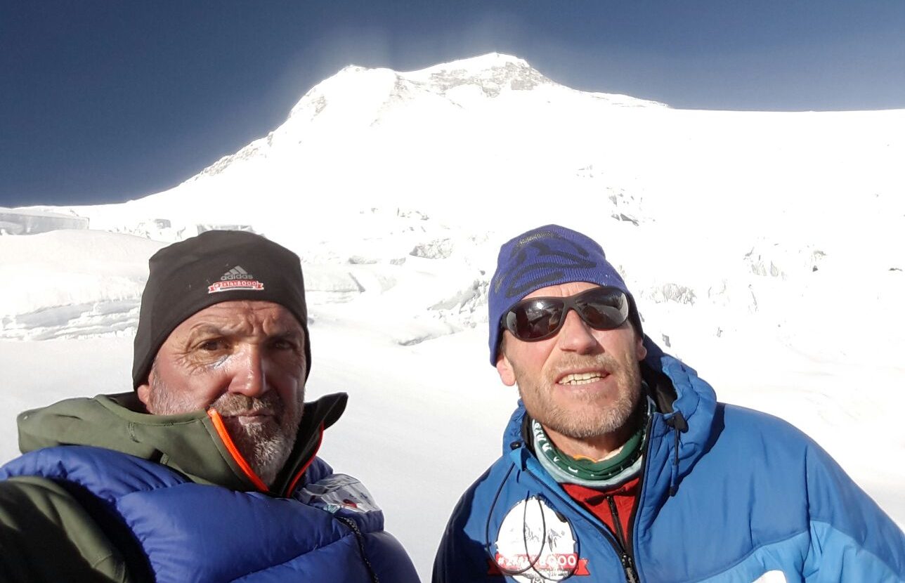 Alberto Zerain, Juanito Oiarzabal, Dhaulagiri, Piedra de toque