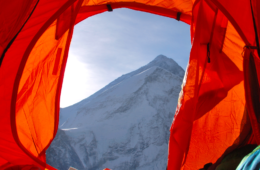 Everest Pumori Piedra de Toque