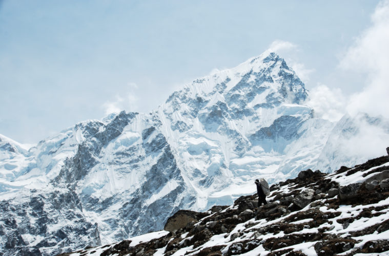 Everest, Piedra de Toque